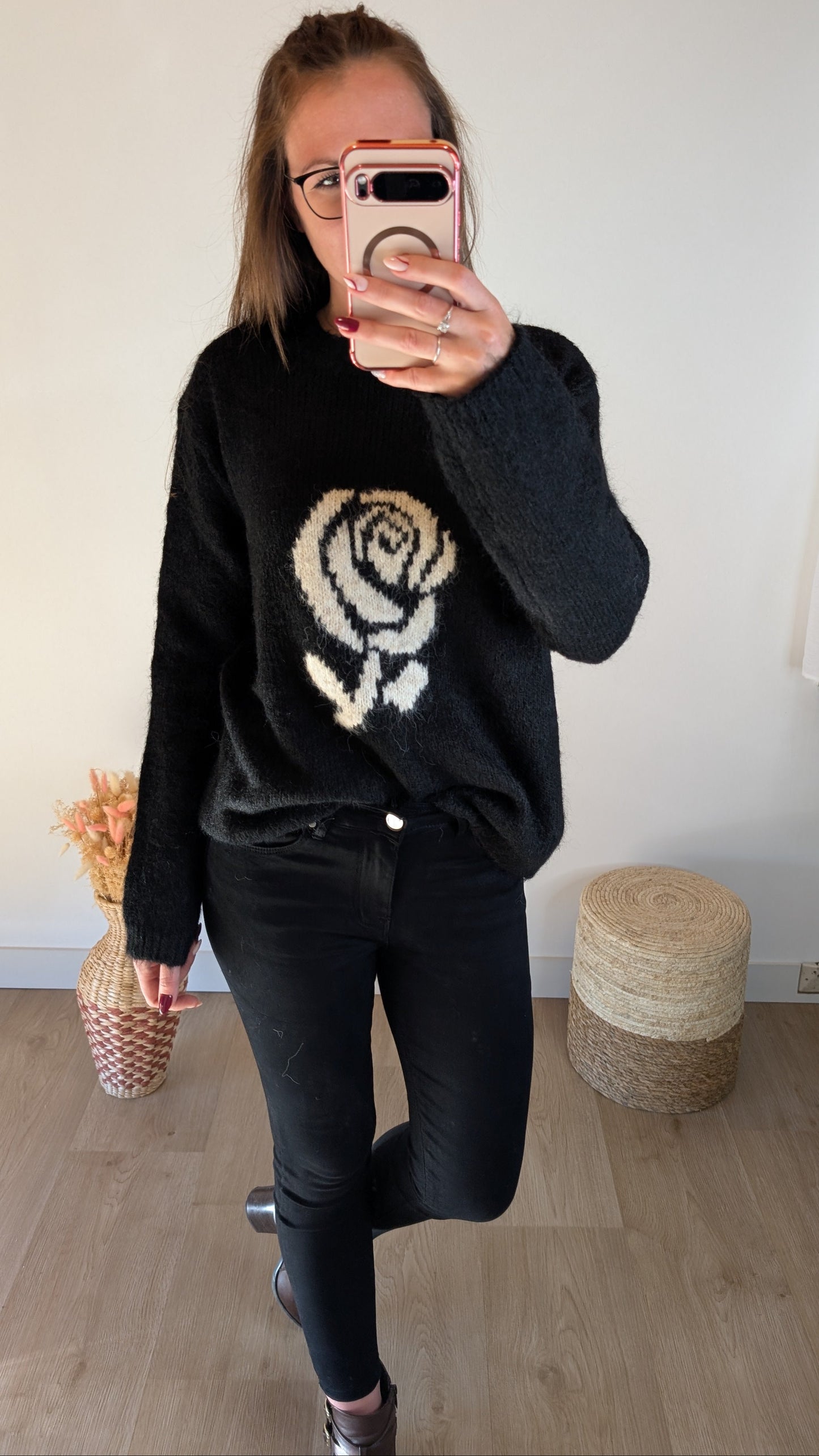Pull Fleur Rose - Noir